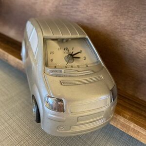 NEW Xanadu Silver Car Paper Weight Watch